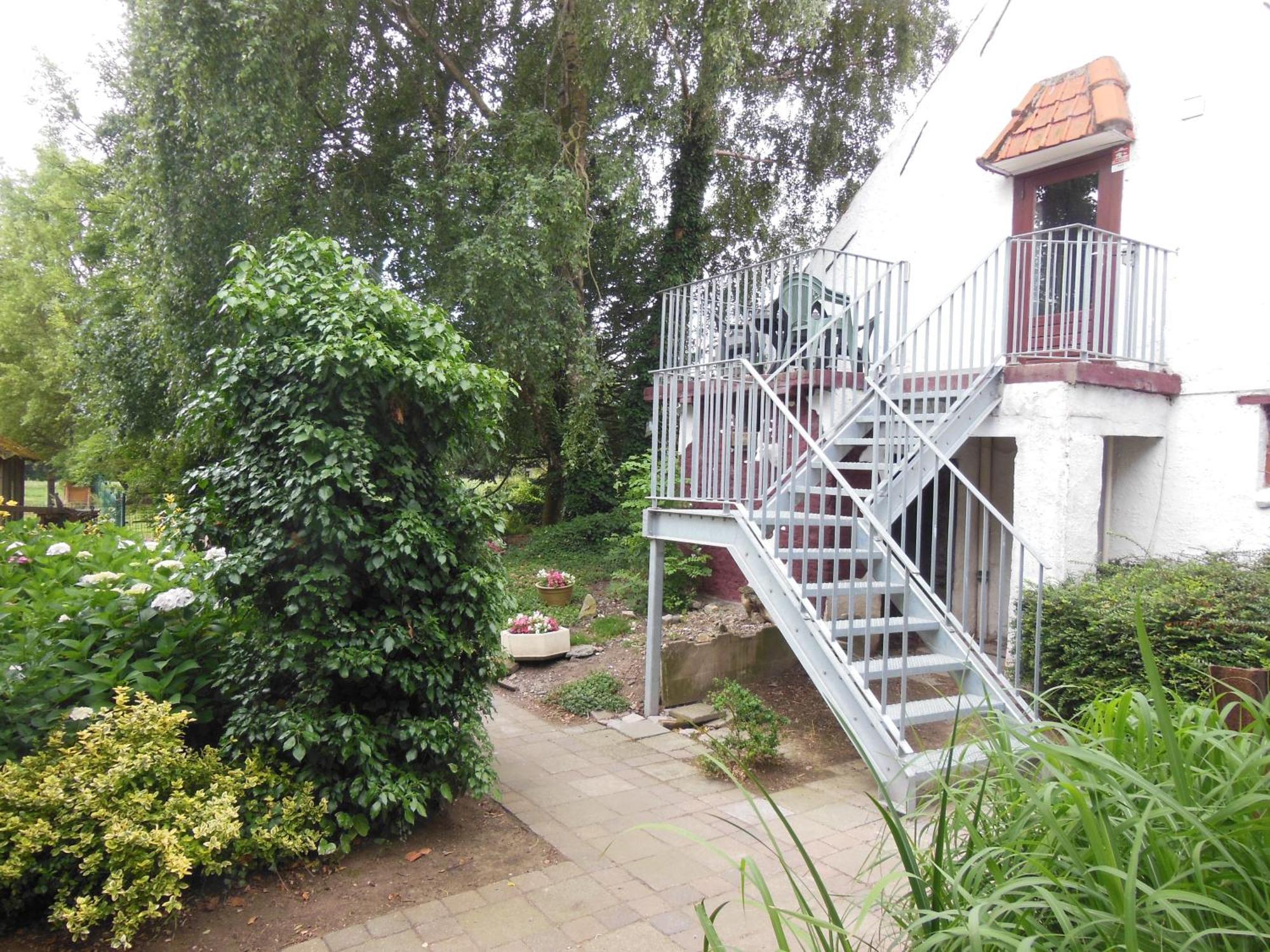Poezelhoekvallei Appartement Зонебеке Екстериор снимка